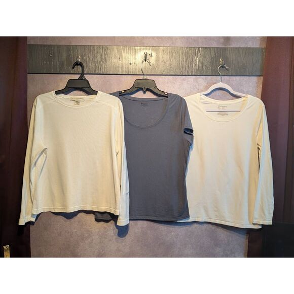 Banana Republic thermal w/ two plain tshirts bundle xl - Picture 1 of 4